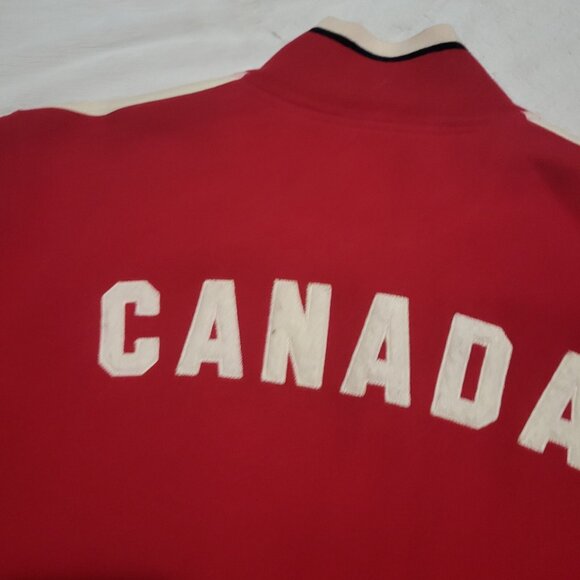 Mondetta sport zipup RED sweater Canada Flag patch size L JACKET Vintage men's - Picture 9 of 12